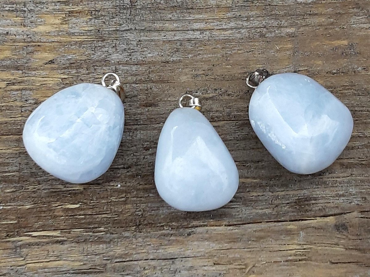 Edelsteen blauwe Calciet hanger